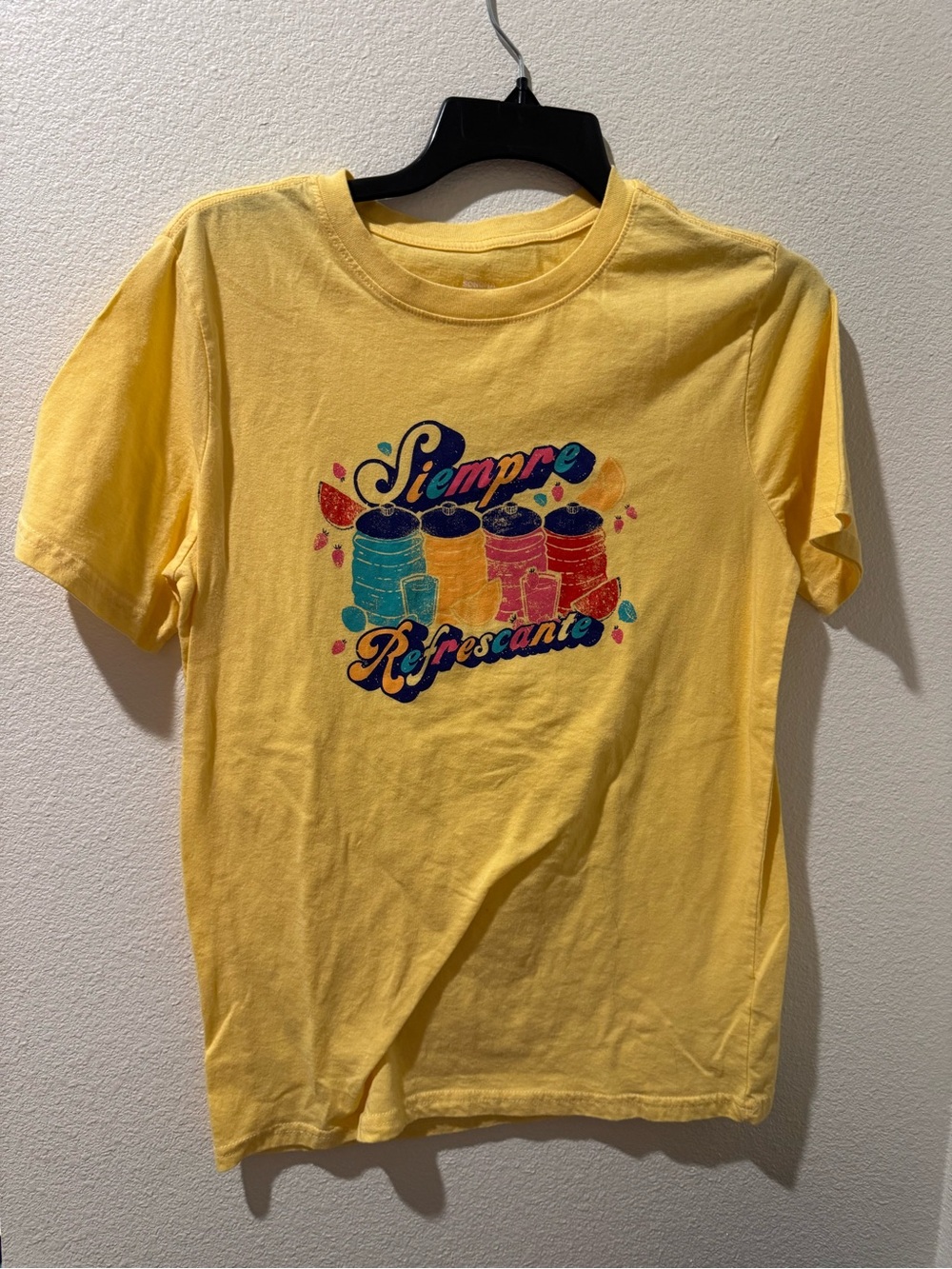 Sonoma Yellow 'Siempre Refrescante' Graphic Short Sleeve Tee
